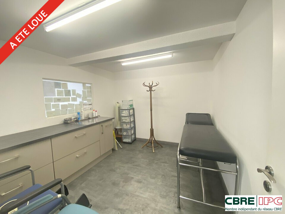 CBRE IPC Immobilier d'entreprise LOCATION Local commercial ANGLET 7897FD