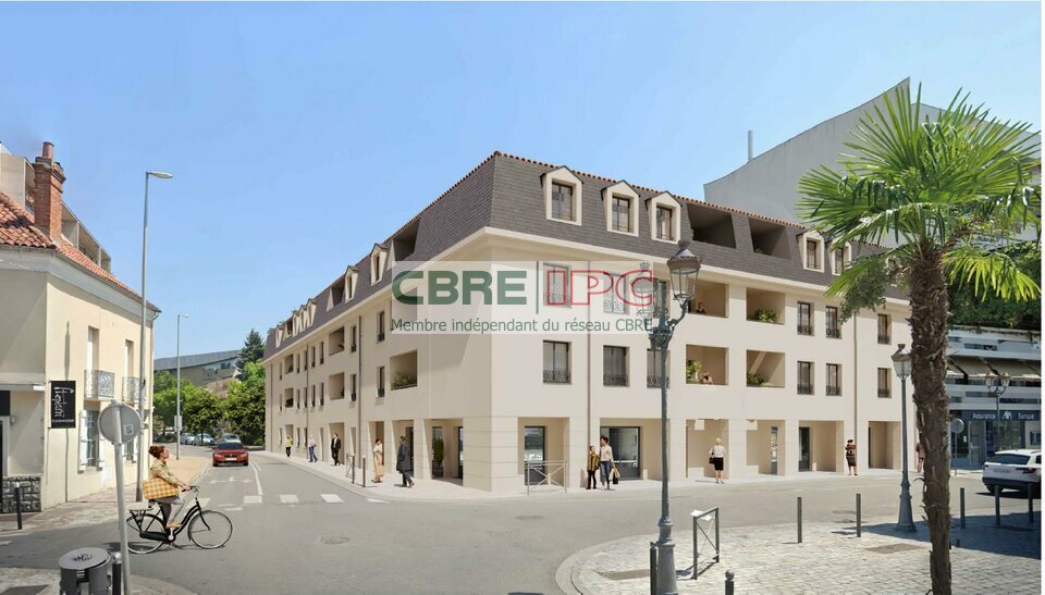 CBRE IPC Immobilier d'entreprise VENTE Local commercial  TARBES 7996FL