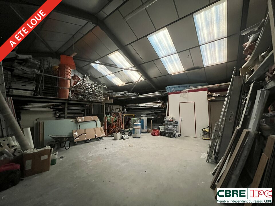 CBRE IPC Immobilier d'entreprise LOCATION Local d'activités SERRES CASTET 7386FL