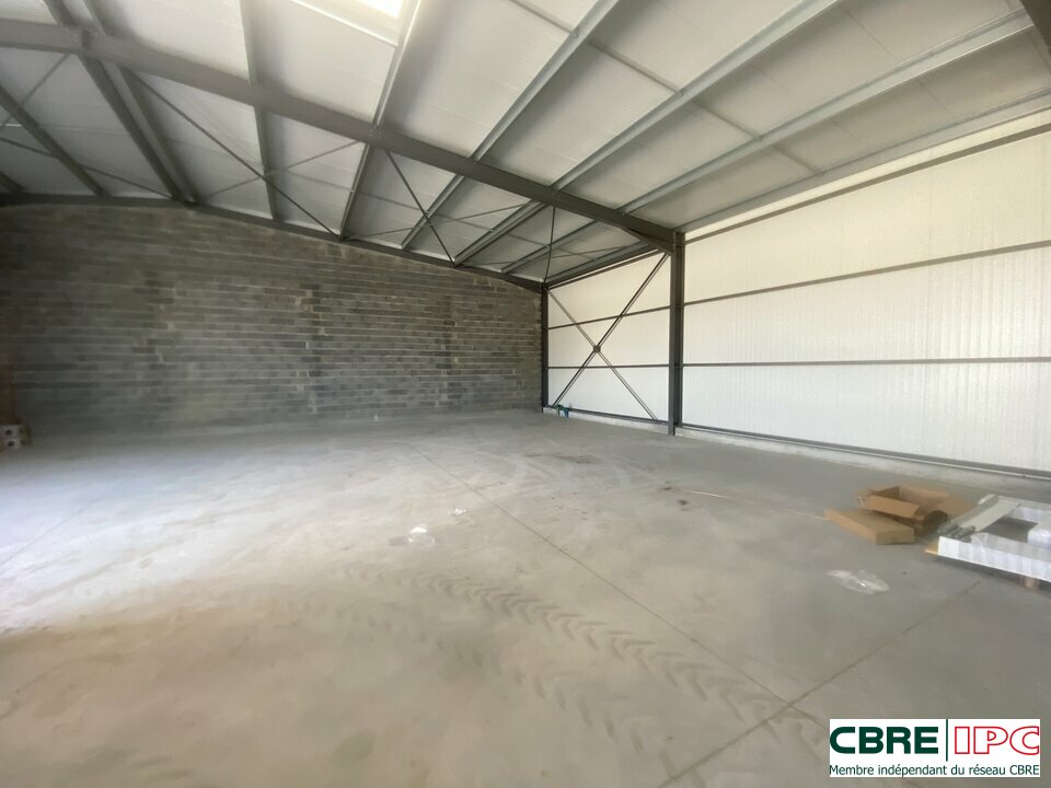 CBRE IPC Immobilier d'entreprise LOCATION Local d'activités MONT DE MARSAN 7468YA5