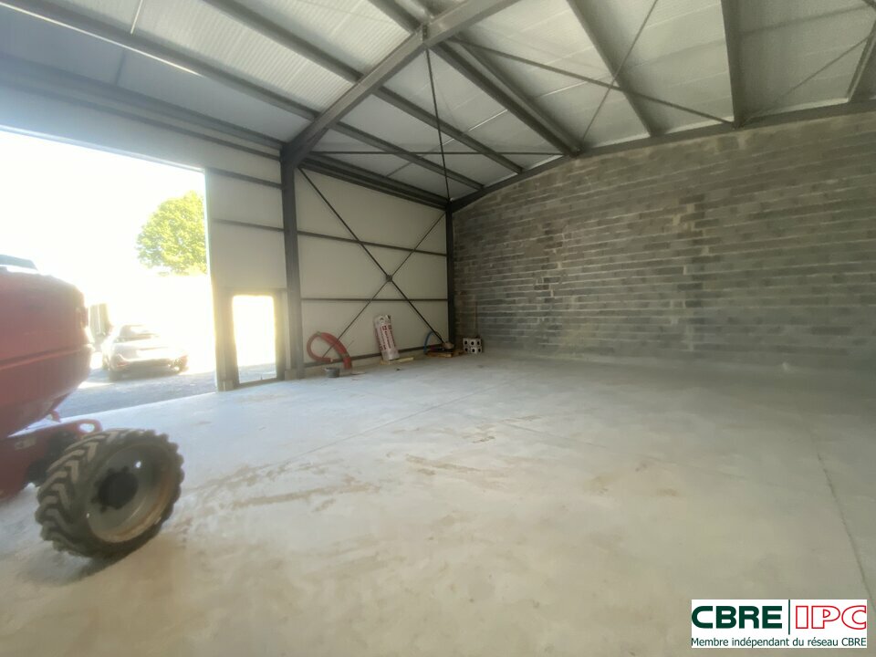 CBRE IPC Immobilier d'entreprise LOCATION Local d'activités MONT DE MARSAN 7468YA5