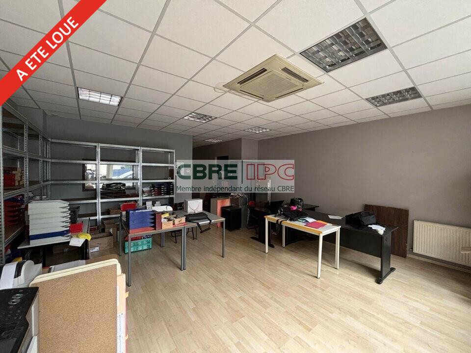 CBRE IPC Immobilier d'entreprise LOCATION Local commercial  PAU 7903FL