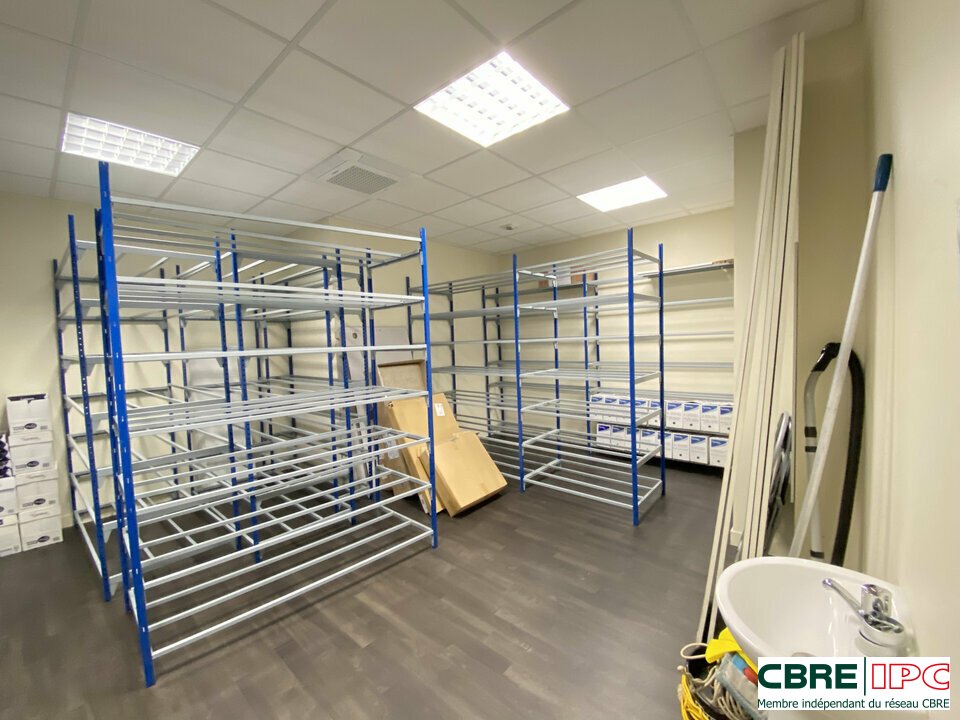 CBRE IPC Immobilier d'entreprise LOCATION Bureau ANGLET 7952FD