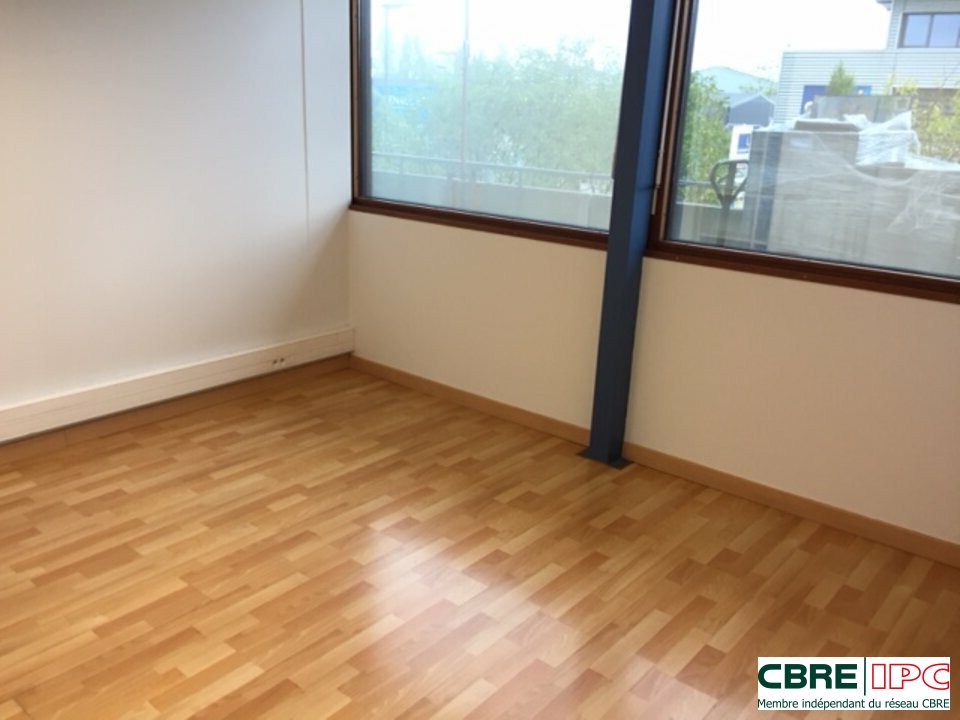 CBRE IPC Immobilier d'entreprise LOCATION Bureau BAYONNE 7962FD