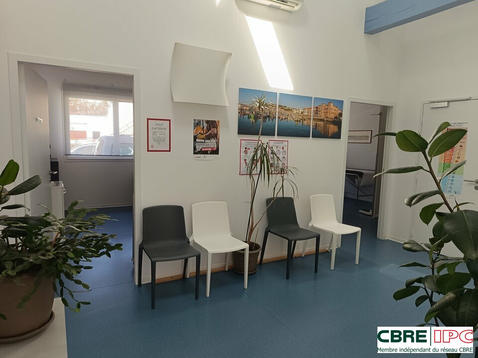 CBRE IPC Immobilier d'entreprise LOCATION Bureau  SAINT JEAN DE LUZ 8060EL