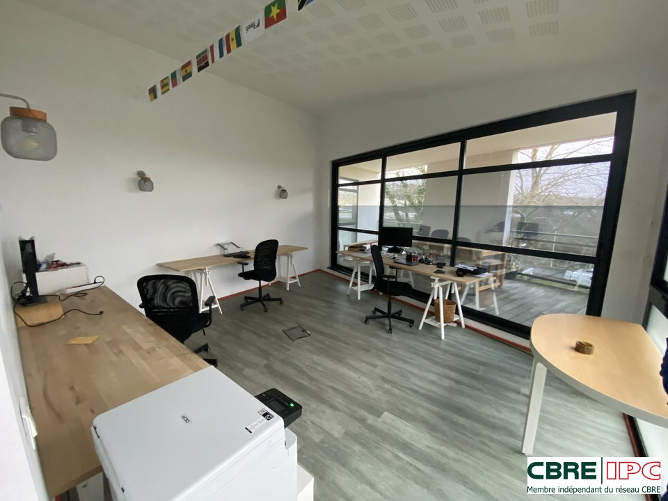 CBRE IPC Immobilier d'entreprise LOCATION Bureau  BIDART 8139EL