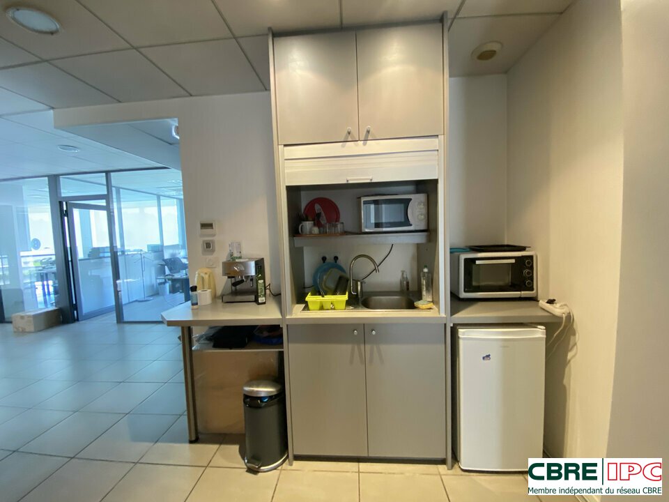 CBRE IPC Immobilier d'entreprise LOCATION Bureau ANGLET 8019FD