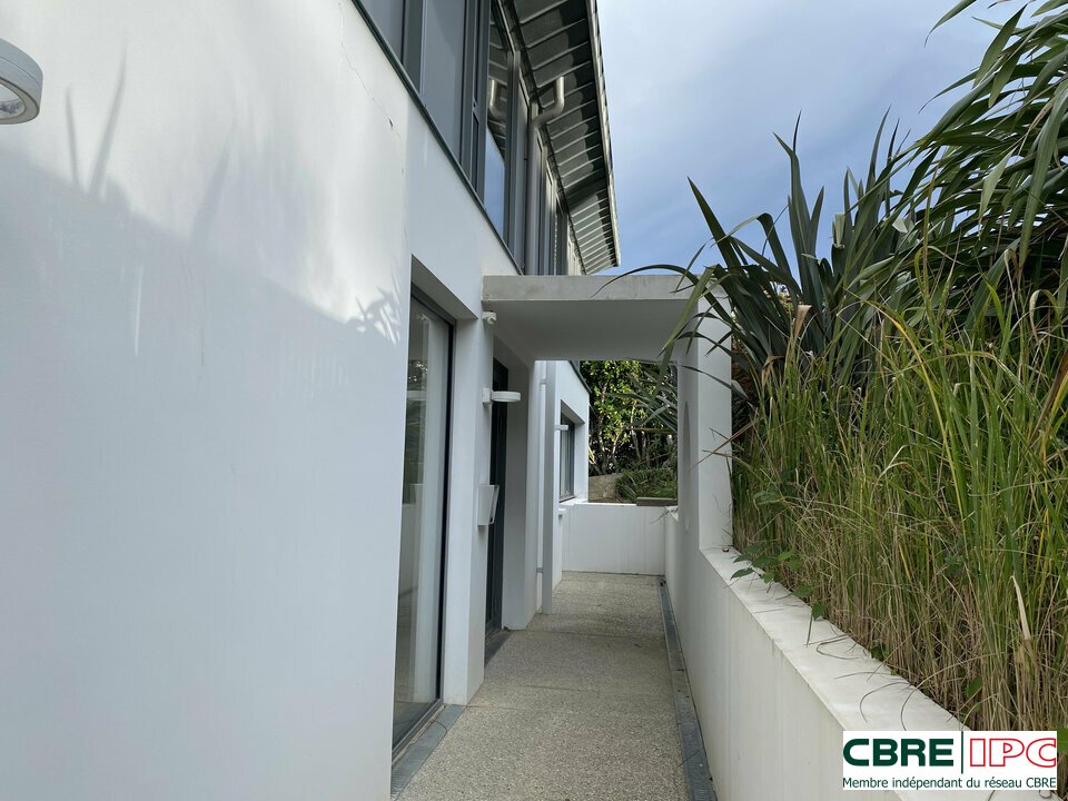 CBRE IPC Immobilier d'entreprise LOCATION Bureau BIARRITZ 8061FD