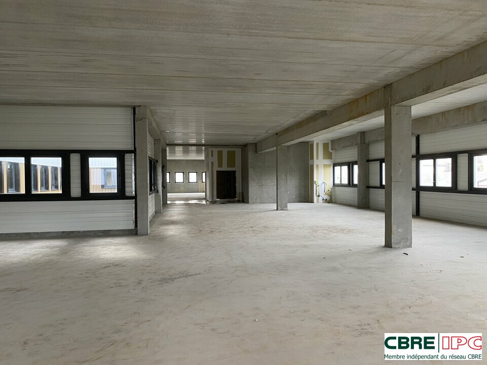 CBRE IPC Immobilier d'entreprise VENTE Bureau  DAX 7636YA10