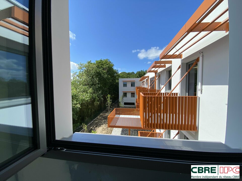 CBRE IPC Immobilier d'entreprise VENTE Bureau BIARRITZ 7870FD3