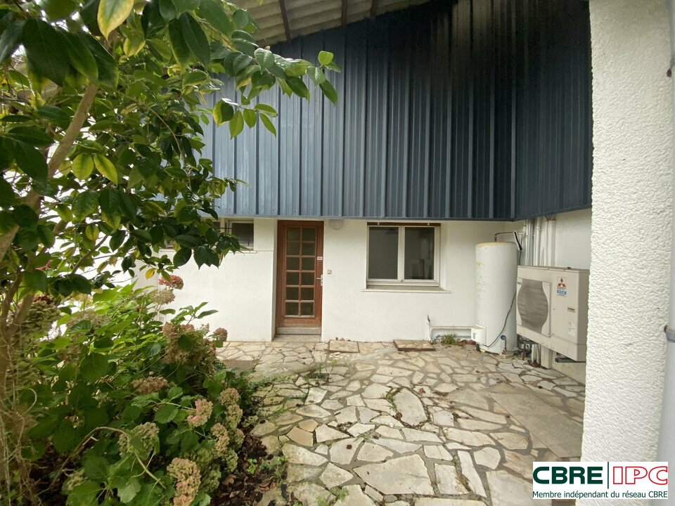 CBRE IPC Immobilier d'entreprise LOCATION Bureau  BIARRITZ 7975FD