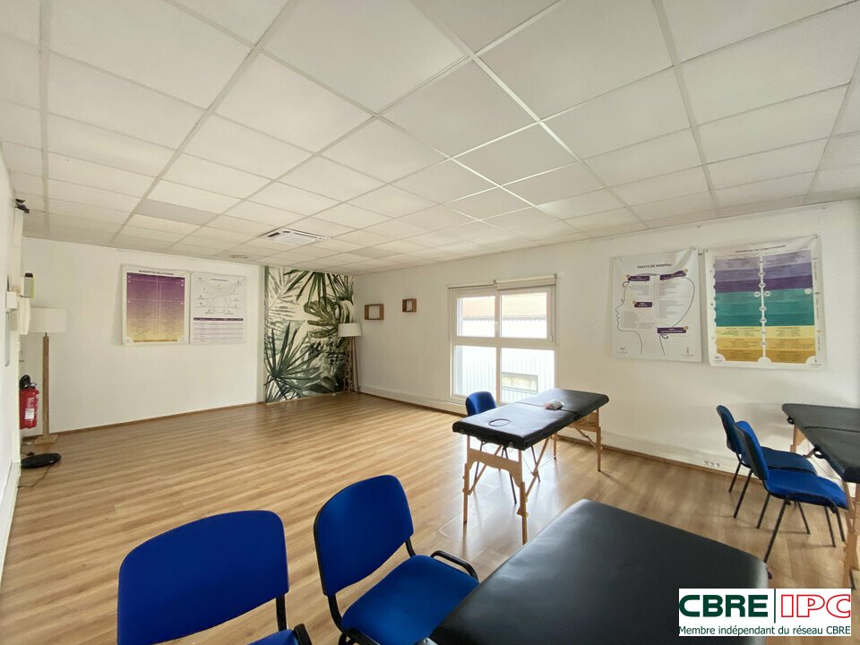 CBRE IPC Immobilier d'entreprise LOCATION Bureau  BIARRITZ 20260423FD