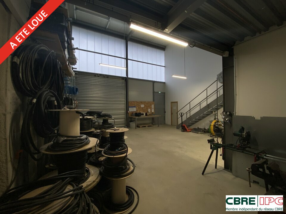 CBRE IPC Immobilier d'entreprise LOCATION Local d'activités  ANGLET 7714PC
