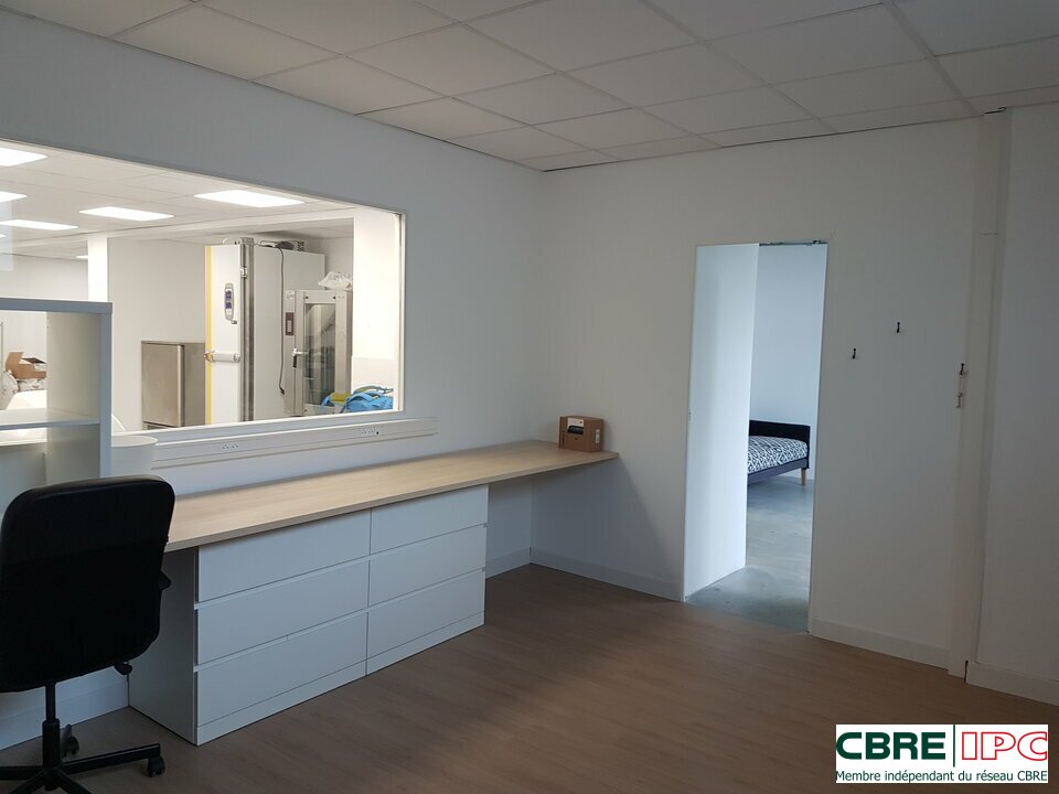 CBRE IPC Immobilier d'entreprise LOCATION Local d'activités LARRESSORE 7775PC/EL