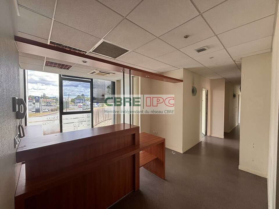 CBRE IPC Immobilier d'entreprise LOCATION Bureau BILLERE 7939FL