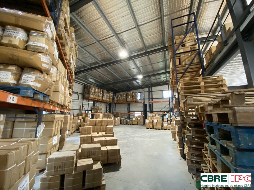 CBRE IPC Immobilier d'entreprise LOCATION Local d'activités SAINT PAUL LES DAX 7972MP