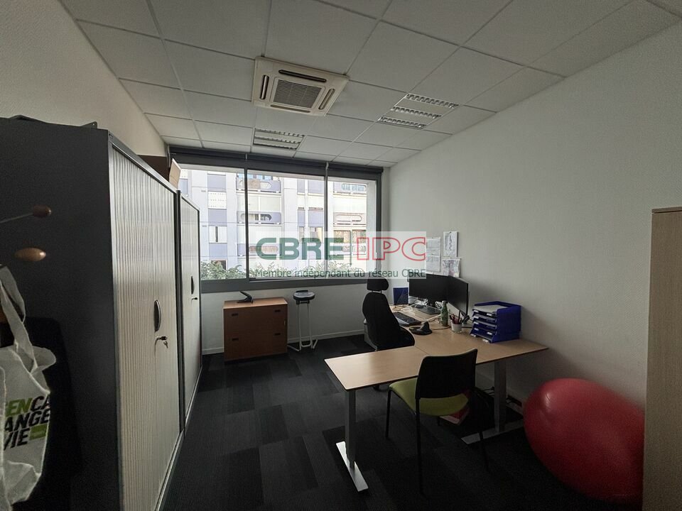CBRE IPC Immobilier d'entreprise VENTE Bureau TARBES 8077FL