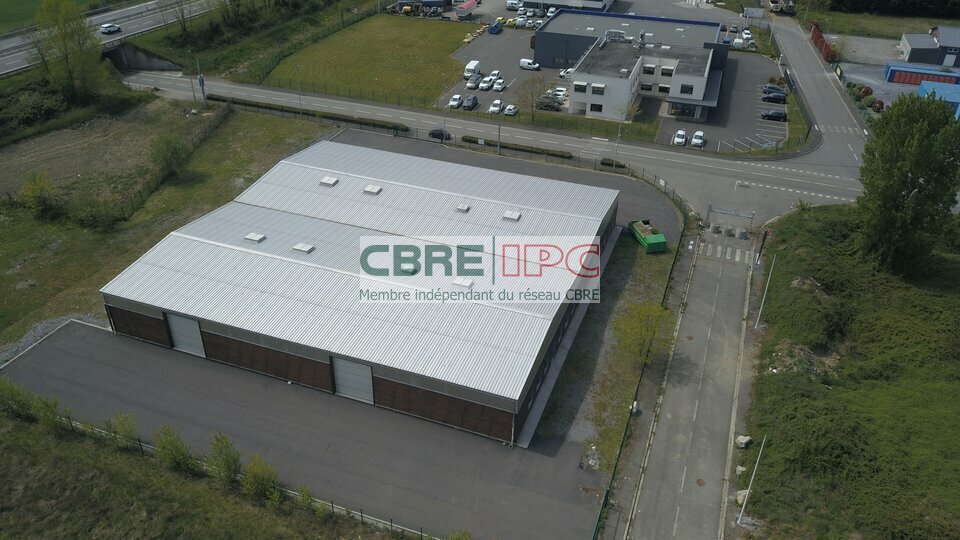 CBRE IPC Immobilier d'entreprise LOCATION Local d'activités IBOS 8167FL