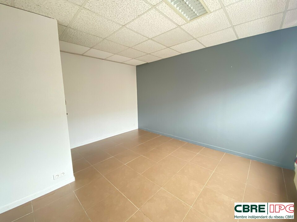 CBRE IPC Immobilier d'entreprise LOCATION Bureau  ANGLET 8257FD