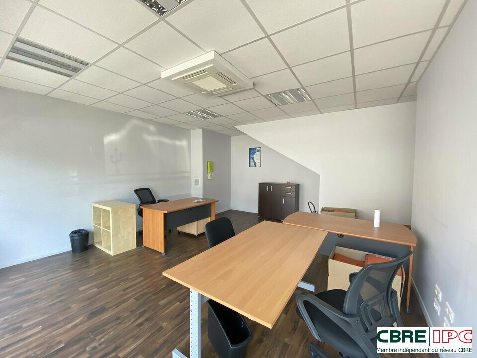 CBRE IPC Immobilier d'entreprise LOCATION Bureau  ANGLET 8277FD