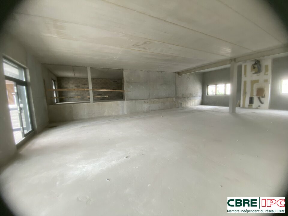 CBRE IPC Immobilier d'entreprise LOCATION Local commercial DAX 7635YA5