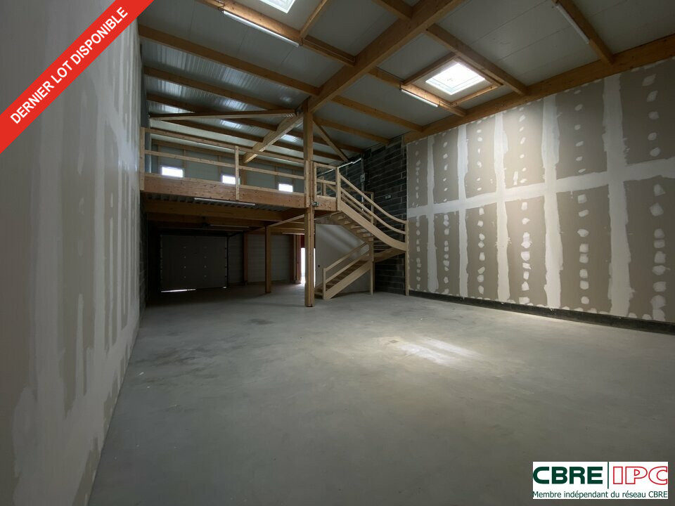 CBRE IPC Immobilier d'entreprise LOCATION Local d'activités BIDART 8174EL4