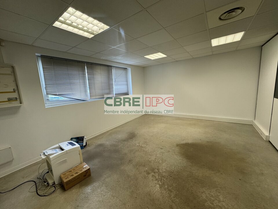 CBRE IPC Immobilier d'entreprise LOCATION Bureau  BIDART 8218EL