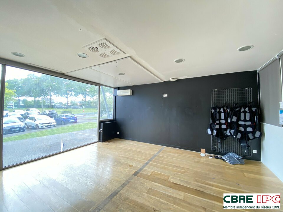 CBRE IPC Immobilier d'entreprise LOCATION Local commercial ANGLET 20260408FD