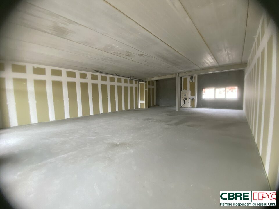 CBRE IPC Immobilier d'entreprise LOCATION Local commercial DAX 7635YA4