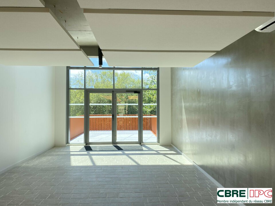 CBRE IPC Immobilier d'entreprise VENTE Bureau BIARRITZ 7870FD2