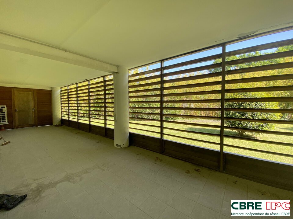 CBRE IPC Immobilier d'entreprise LOCATION Bureau ANGLET 8277FD