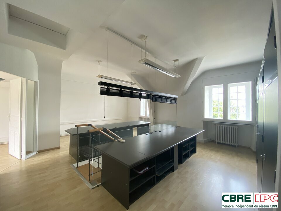 CBRE IPC Immobilier d'entreprise LOCATION Bureau BAYONNE 8335FD