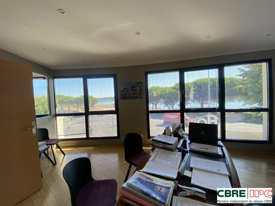 CBRE IPC Immobilier d'entreprise LOCATION Bureau ANGLET 20260706FD
