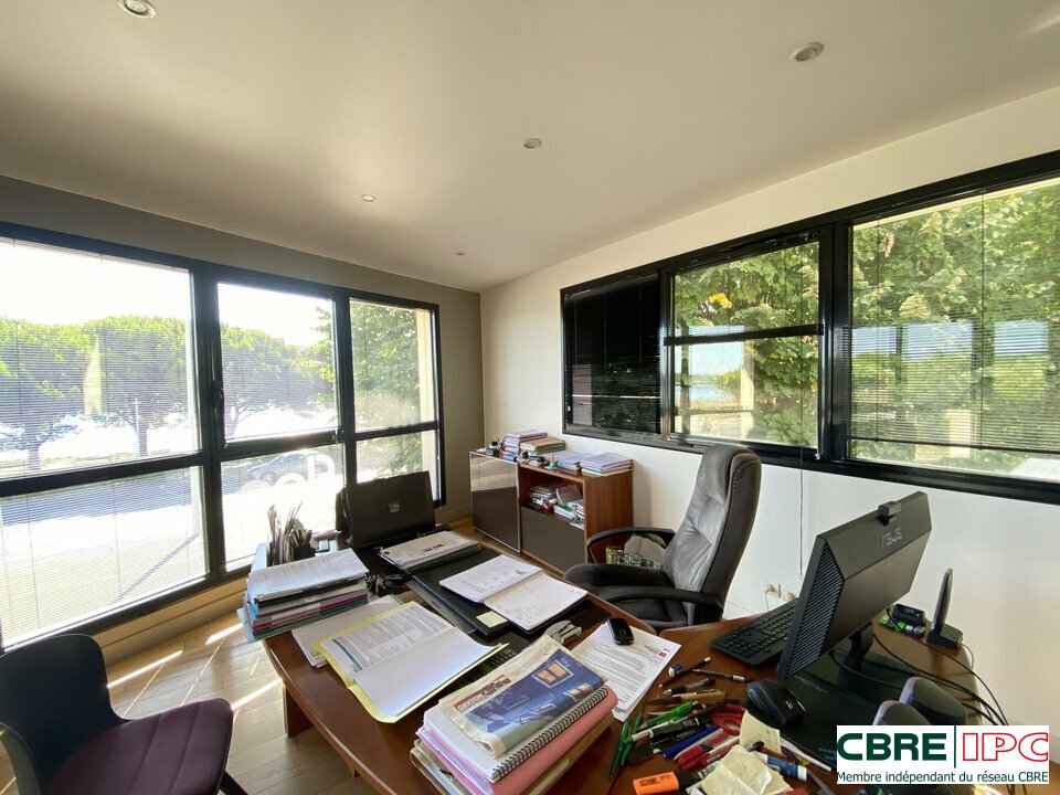 CBRE IPC Immobilier d'entreprise LOCATION Bureau ANGLET 20260706FD