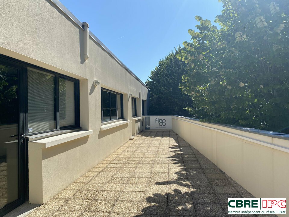 CBRE IPC Immobilier d'entreprise LOCATION Bureau ANGLET 20260706FD