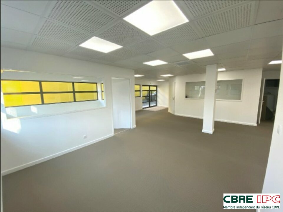 CBRE IPC Immobilier d'entreprise LOCATION Bureau BIARRITZ 8164FD