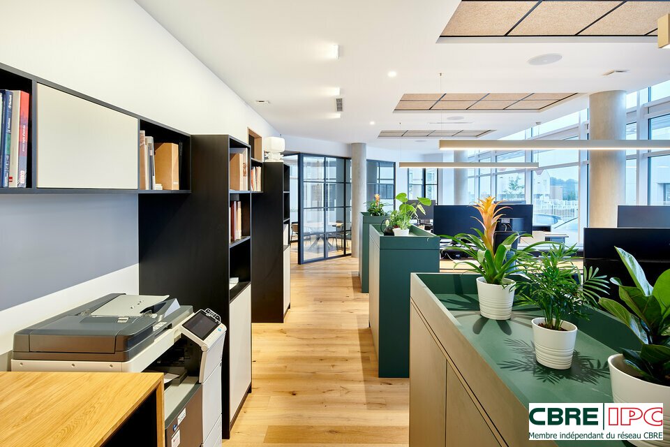 CBRE IPC Immobilier d'entreprise VENTE Bureau  ANGLET 8291FD