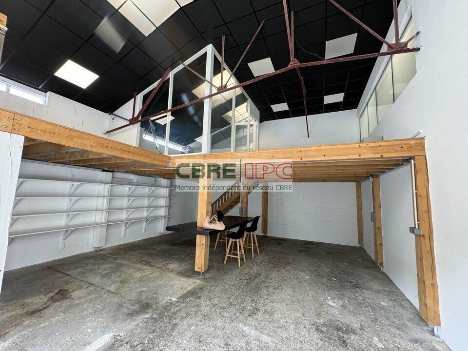 CBRE IPC Immobilier d'entreprise LOCATION Local d'activités  BIDART 8345EL2