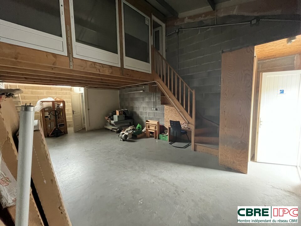 CBRE IPC Immobilier d'entreprise LOCATION Local d'activités BOUCAU 8351PC4