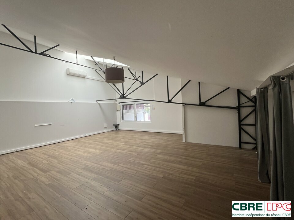 CBRE IPC Immobilier d'entreprise LOCATION Bureau  ANGLET 8387FD