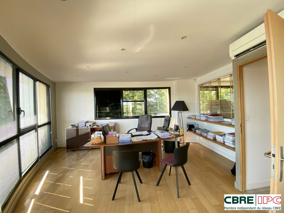 CBRE IPC Immobilier d'entreprise LOCATION Bureau  ANGLET 20260706FD