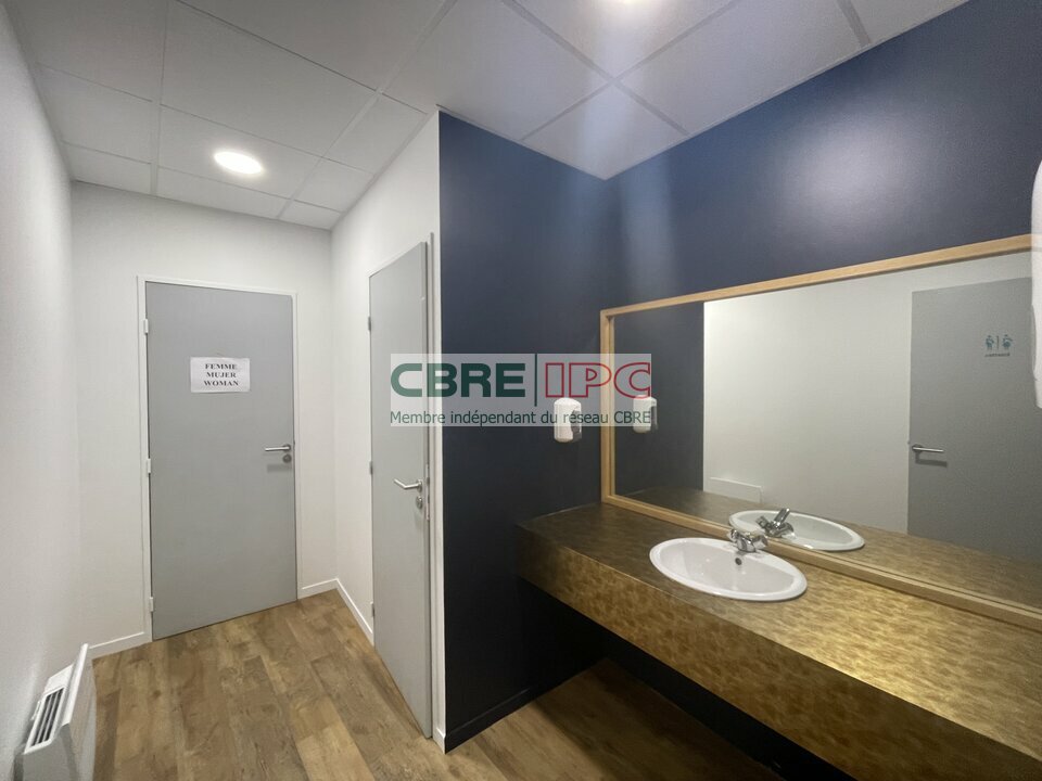CBRE IPC Immobilier d'entreprise LOCATION Bureau PAU 7517FL