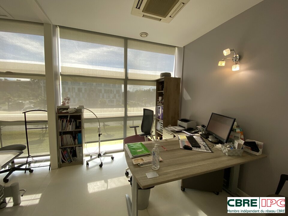 CBRE IPC Immobilier d'entreprise VENTE Bureau BAYONNE 7566FD
