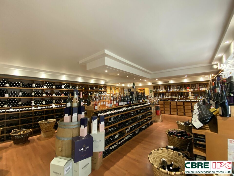 CBRE IPC Immobilier d'entreprise CESSION DAB Local commercial ANGLET 7698FD