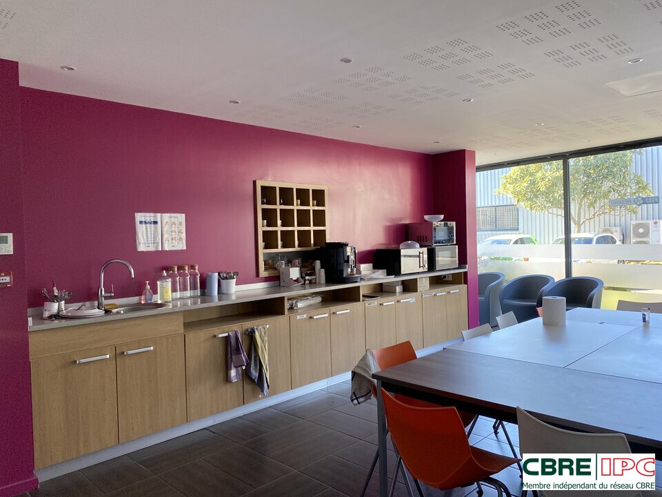 CBRE IPC Immobilier d'entreprise LOCATION Bureau ANGLET 7736FD