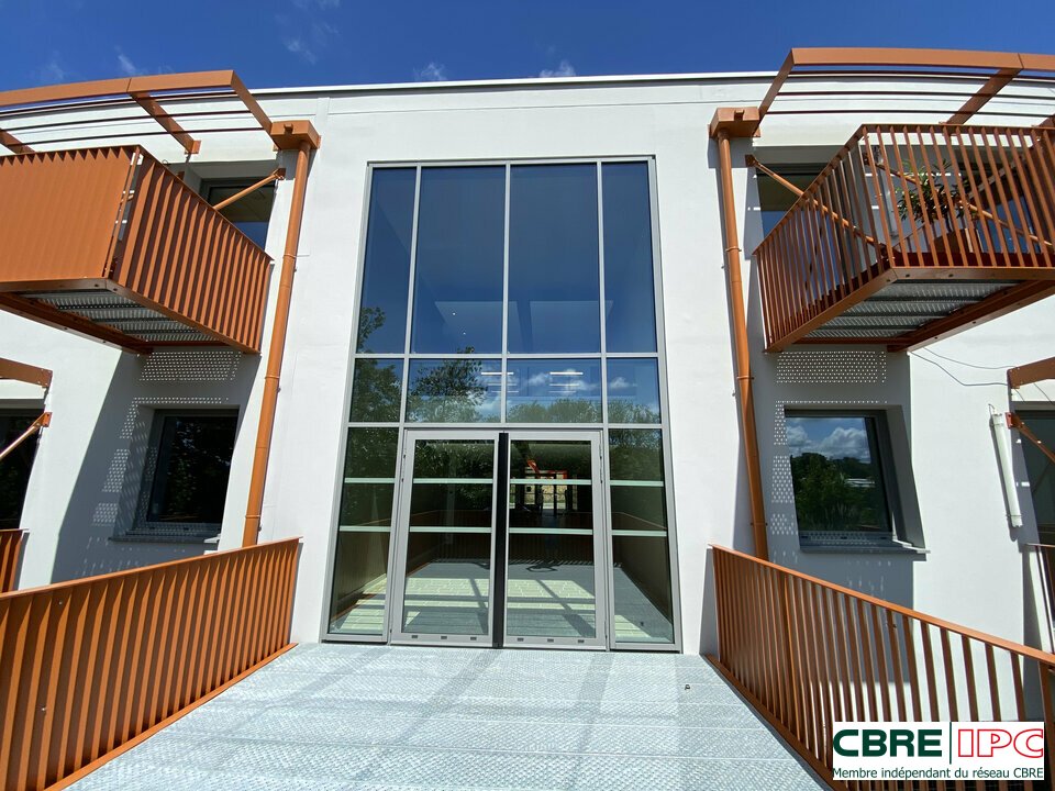 CBRE IPC Immobilier d'entreprise VENTE Bureau BIARRITZ 7870FD