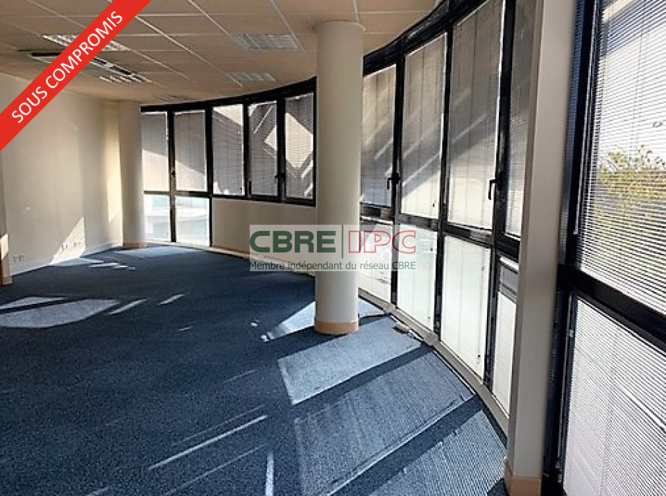 CBRE IPC Immobilier d'entreprise VENTE Bureau  PAU 8002FL2