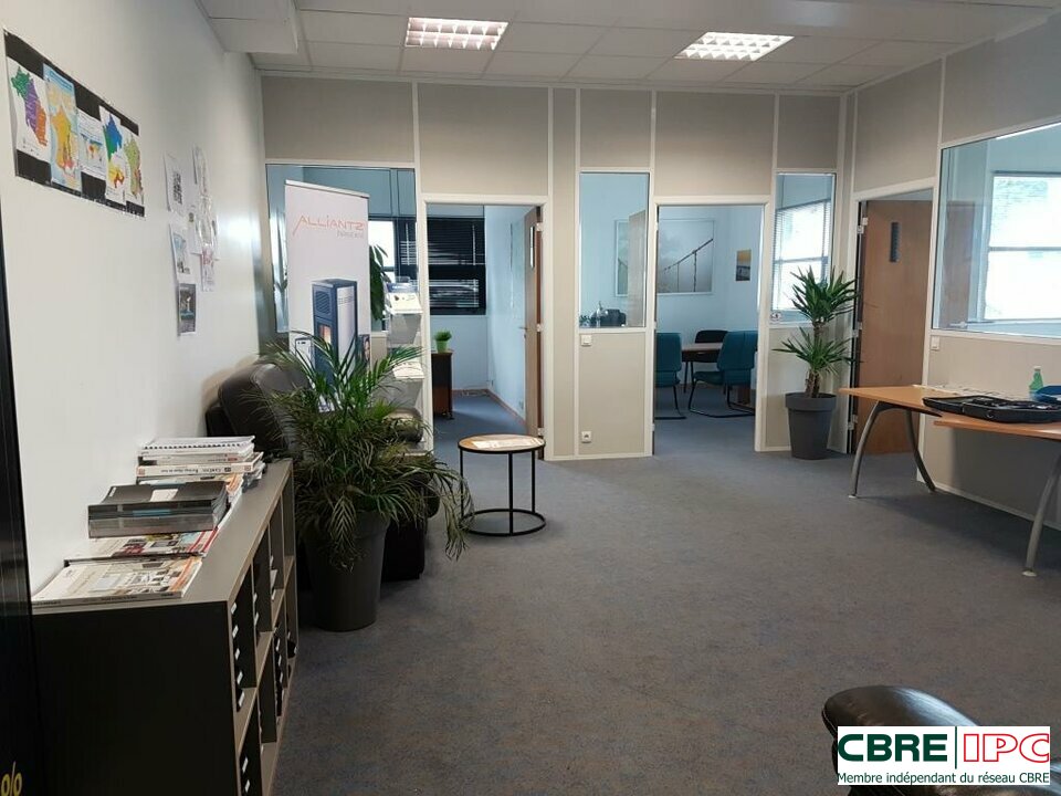 CBRE IPC Immobilier d'entreprise LOCATION Bureau BAYONNE 8068FD