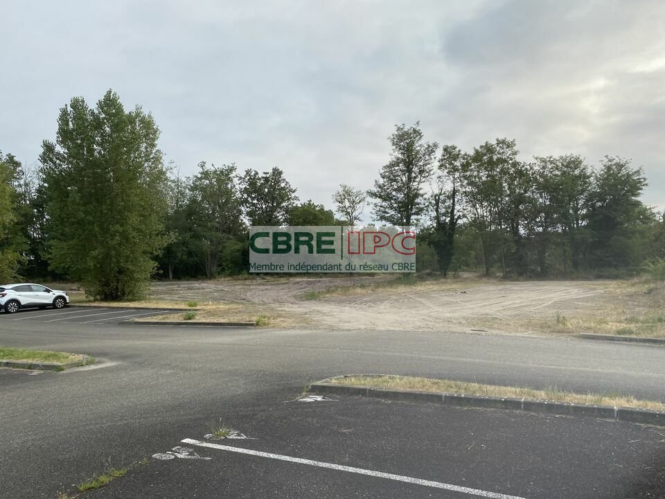 CBRE IPC Immobilier d'entreprise VENTE Local d'activités SAINT AVIT 8246YA