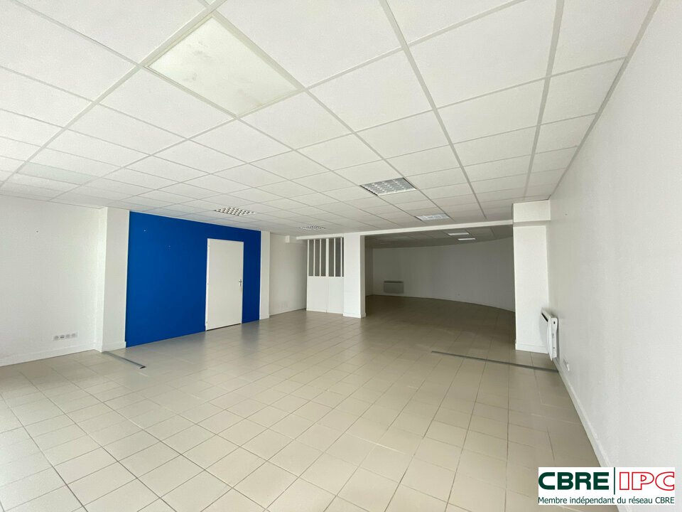 CBRE IPC Immobilier d'entreprise LOCATION Bureau BAYONNE 8338FD